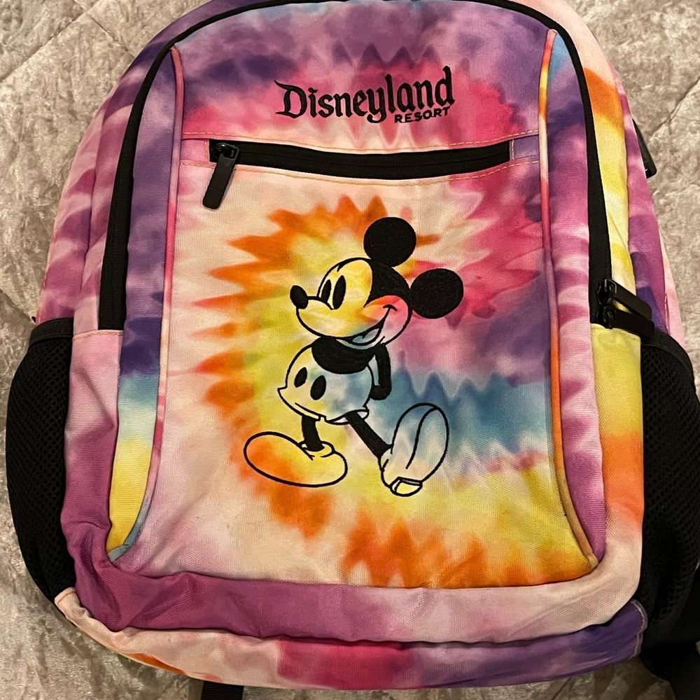 DISNEYLAND backpack! Mickey tie dye USB port **BRAND NEW**